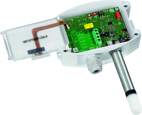 HYGRASGARD AFTF-20-U LCD, mit geöffneter Abdeckung und LCD-Anzeige, mit Kunststoff-Sinterfilter - S+S Regeltechnik